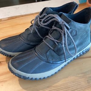 Sorel out and about boot
